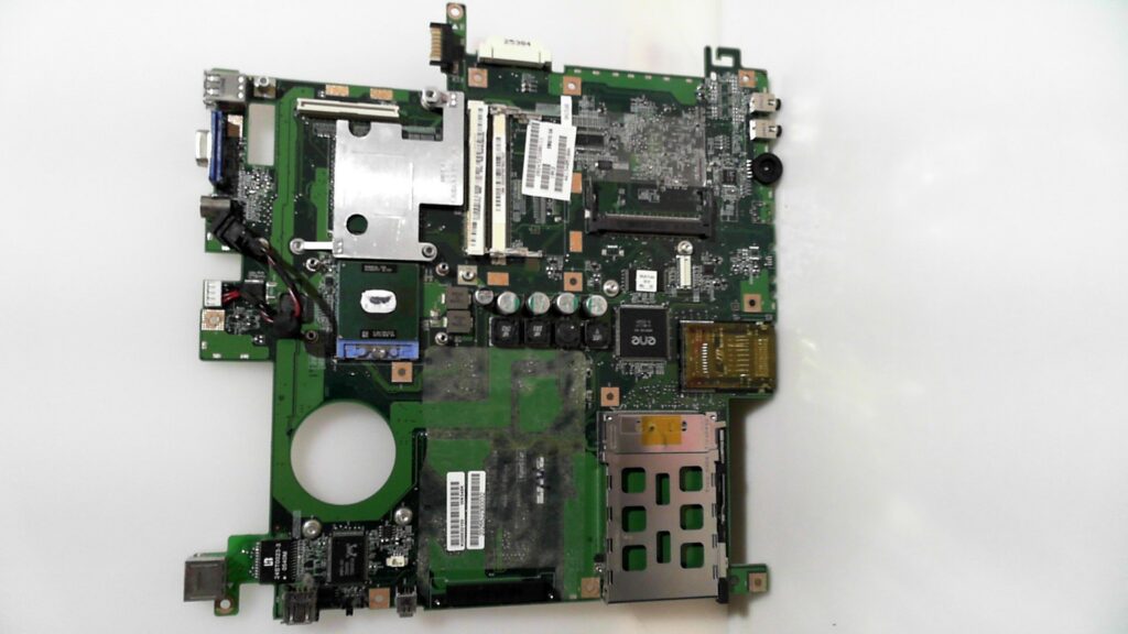 k000030100 Toshiba M60-164 main board EL11141 za17e