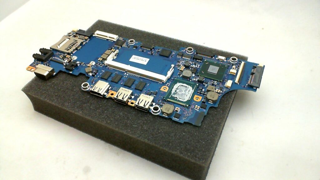 P000570930 Toshiba Portege Z930-14N main board EL2428 S2